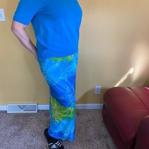 Sarong vibrant blue and lime green